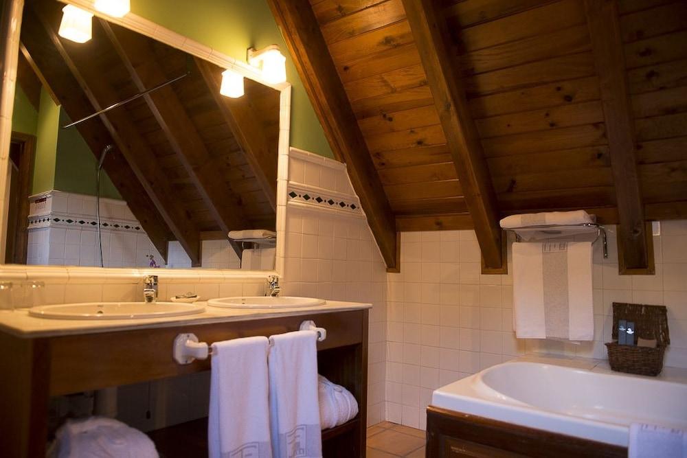 Hotel Chalet Bassibe Baqueira Beret Kültér fotó