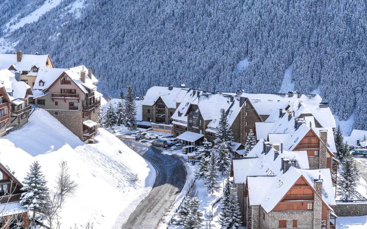 Hotel Chalet Bassibe Baqueira Beret Kültér fotó