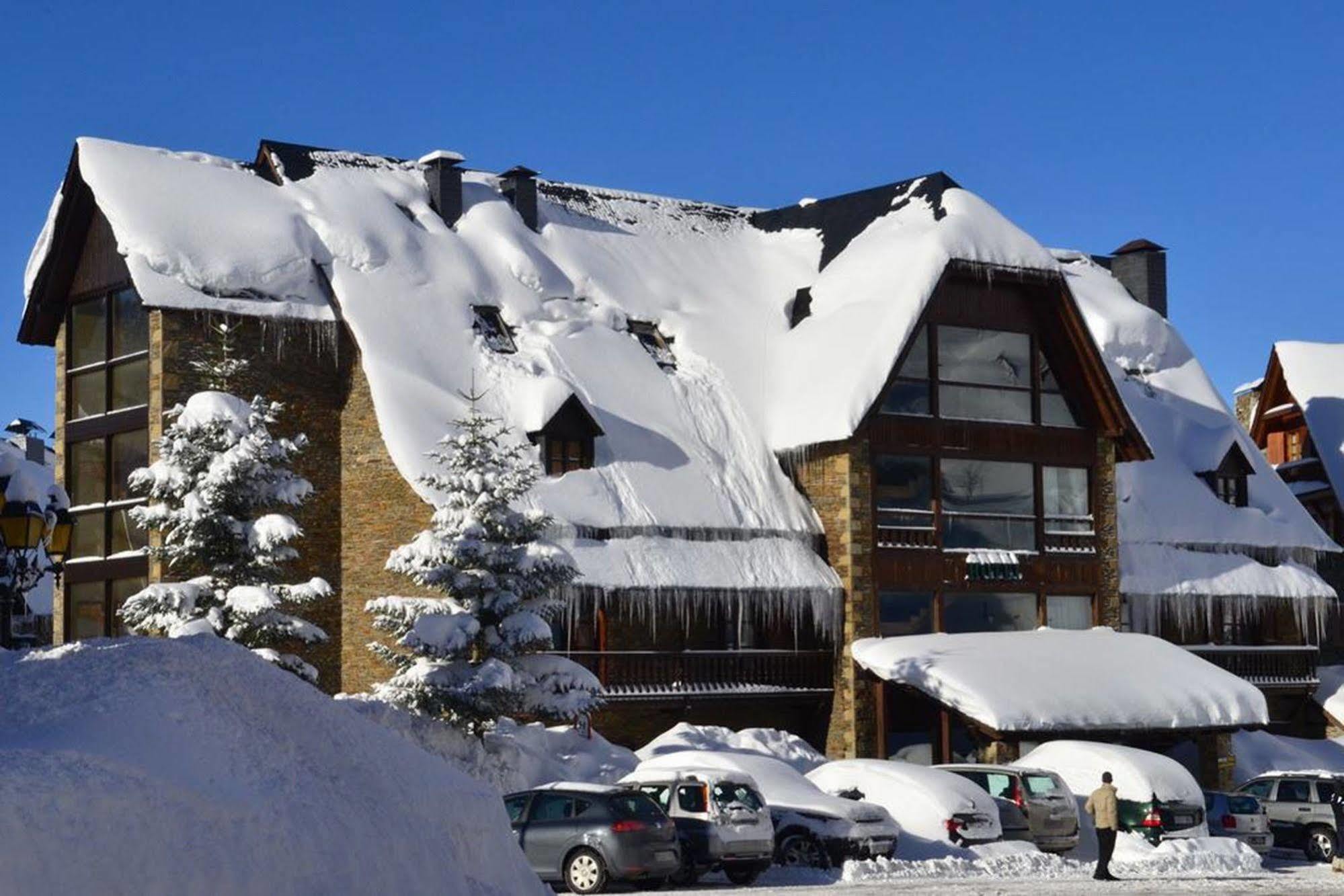 Hotel Chalet Bassibe Baqueira Beret Kültér fotó
