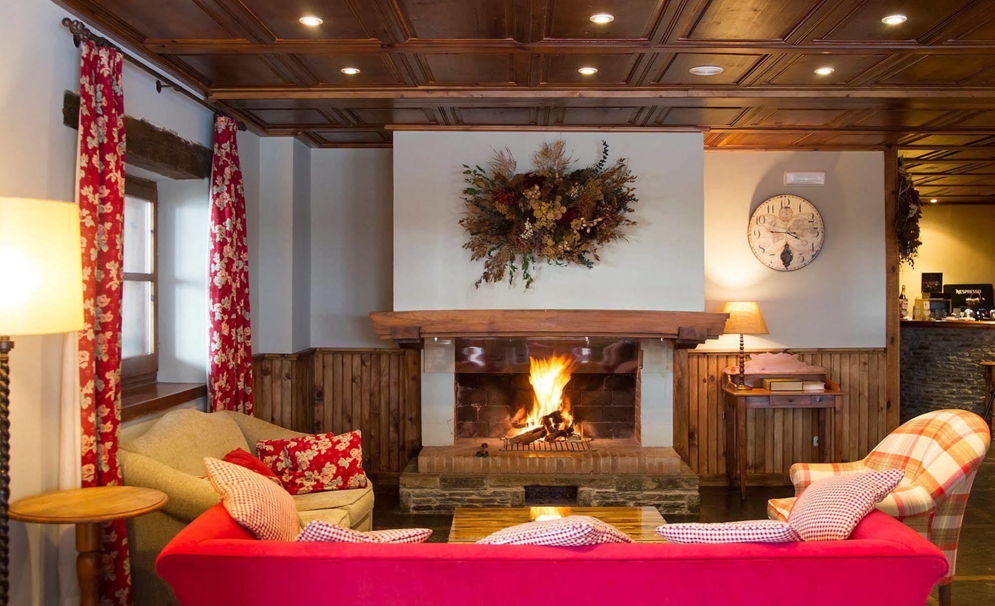 Hotel Chalet Bassibe Baqueira Beret Kültér fotó